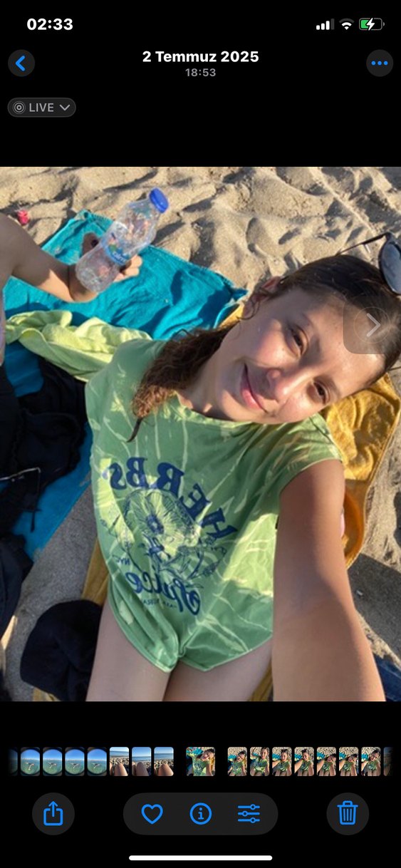 Yeşil Bağlama  Tişört - Görsel 2