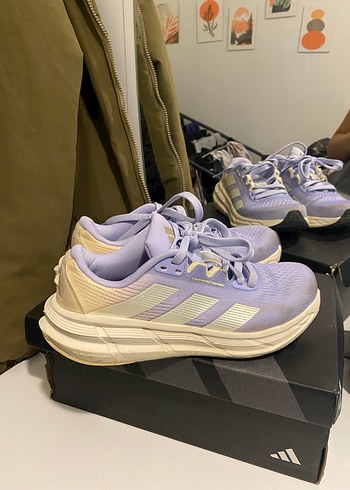 Adidas 37
