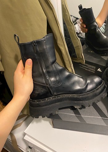 Kadın Siyah Deri Platform Topuklu Bot - Görsel 3