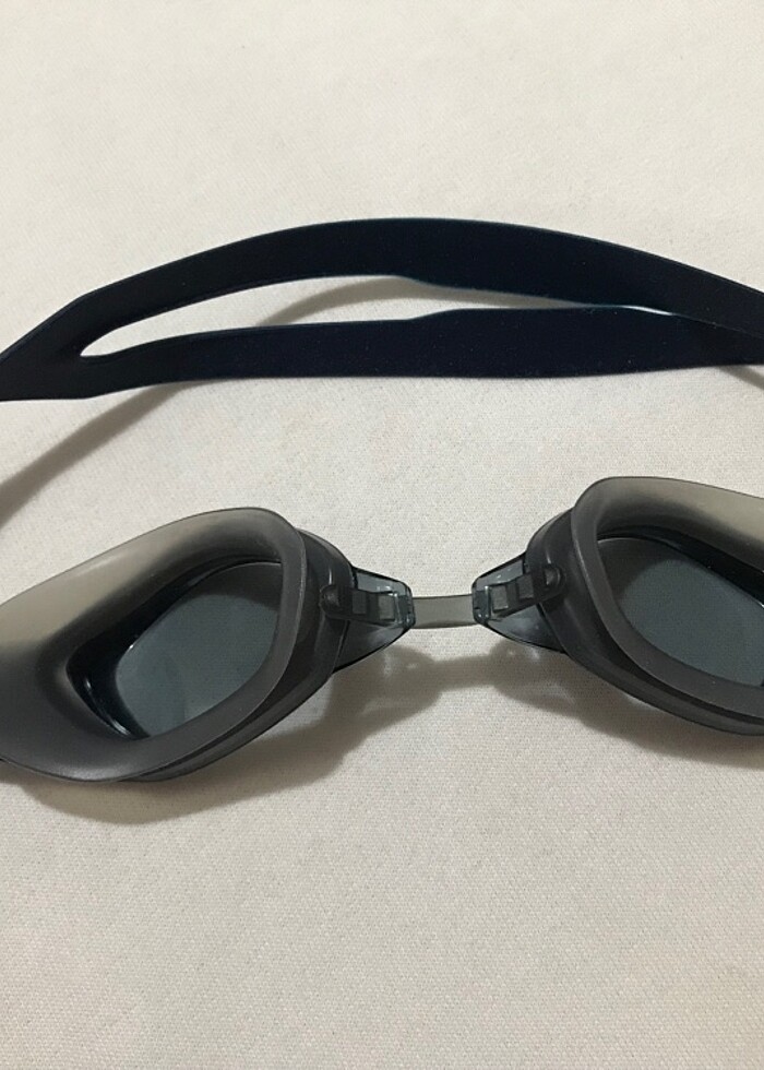 Yüzücü gözlüğü - Görsel 4