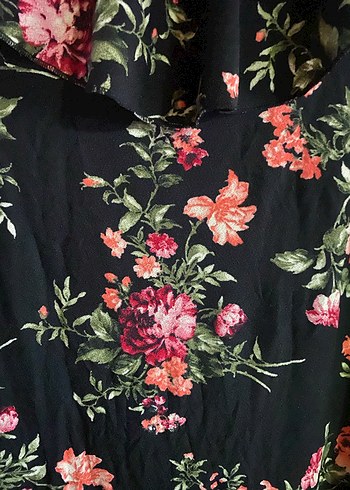 Çiçek Desenli Siyah Midi Bohem Elbise - Görsel 3