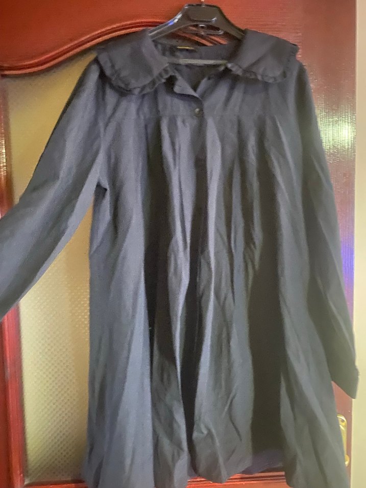 Siyah gömlek - Görsel 2