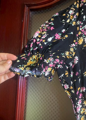 Çiçek Desenli V Yaka Midi Elbise - Görsel 4