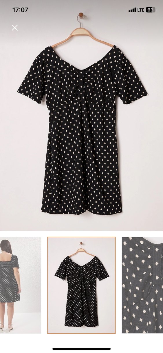 V yaka düğmeli siyah puantiyeli günlük elbise - Görsel 2