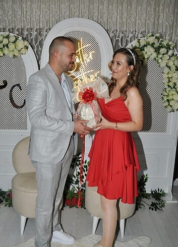 Kırmızı abiye 
