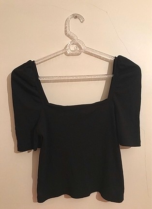 SİYAH U YAKA CROP