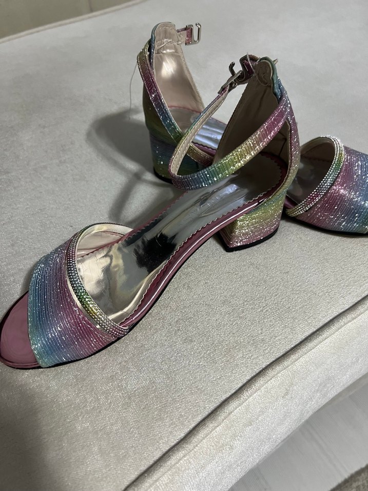 Parlak Payetli Çok Renkli Kız Çocuk Topuklu Ayakkabı - Görsel 2
