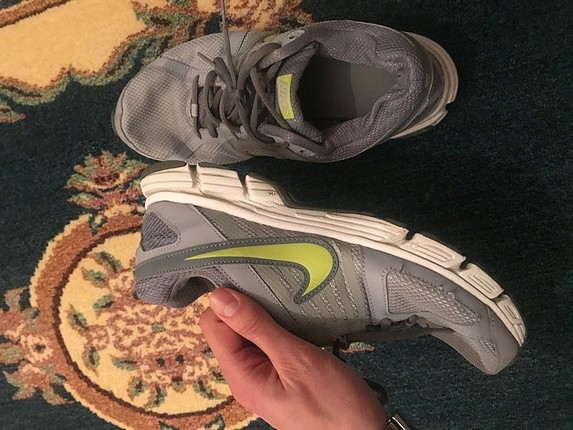 42 Beden Nike orijinal 42 numara