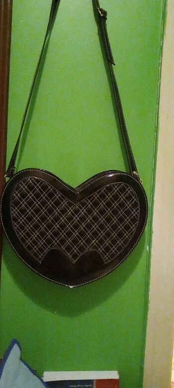 Kalpli tasarım çanta