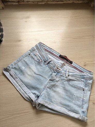 Jean sort