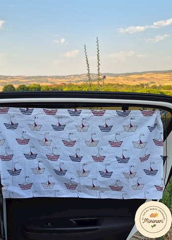 Beden Bebek araba perdesi