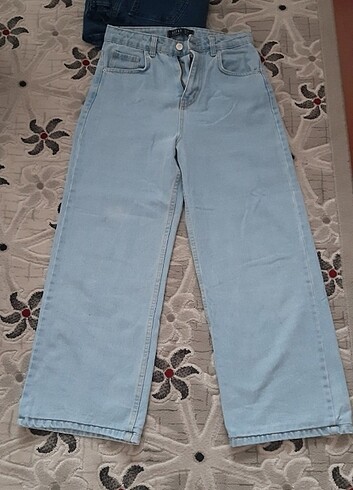Jeanss
