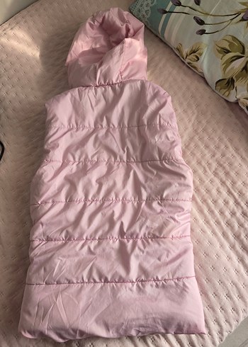 Kız Çocuk Pembe Kürklü Kapüşonlu Yelek - Görsel 3