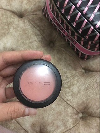  Beden Mac mabel matte allık