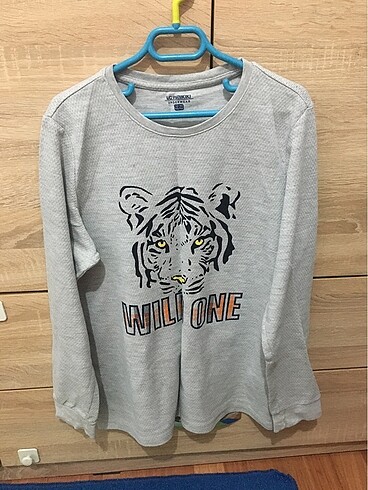 Erkek çocuk pijama üstü