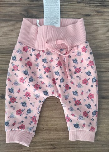 Diğer Kız Çocuk Pembe Çiçek Desenli Rahat Pantolon