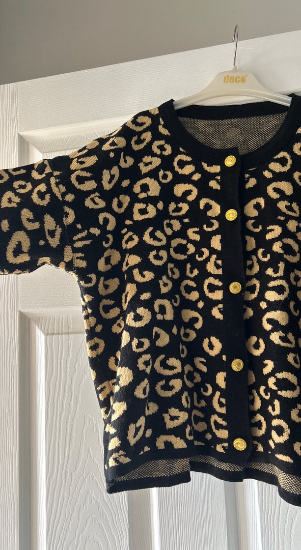 Leopar Desenli Triko Kadın Hırka - Görsel 2