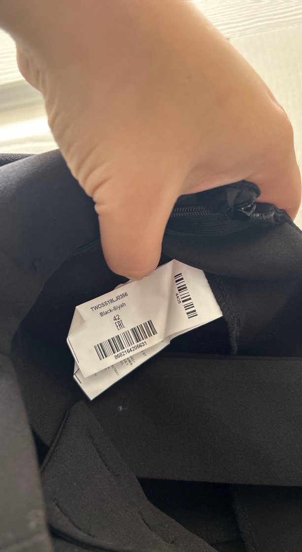 Düğmeli Siyah Uzun Kadın Tulum - Görsel 4