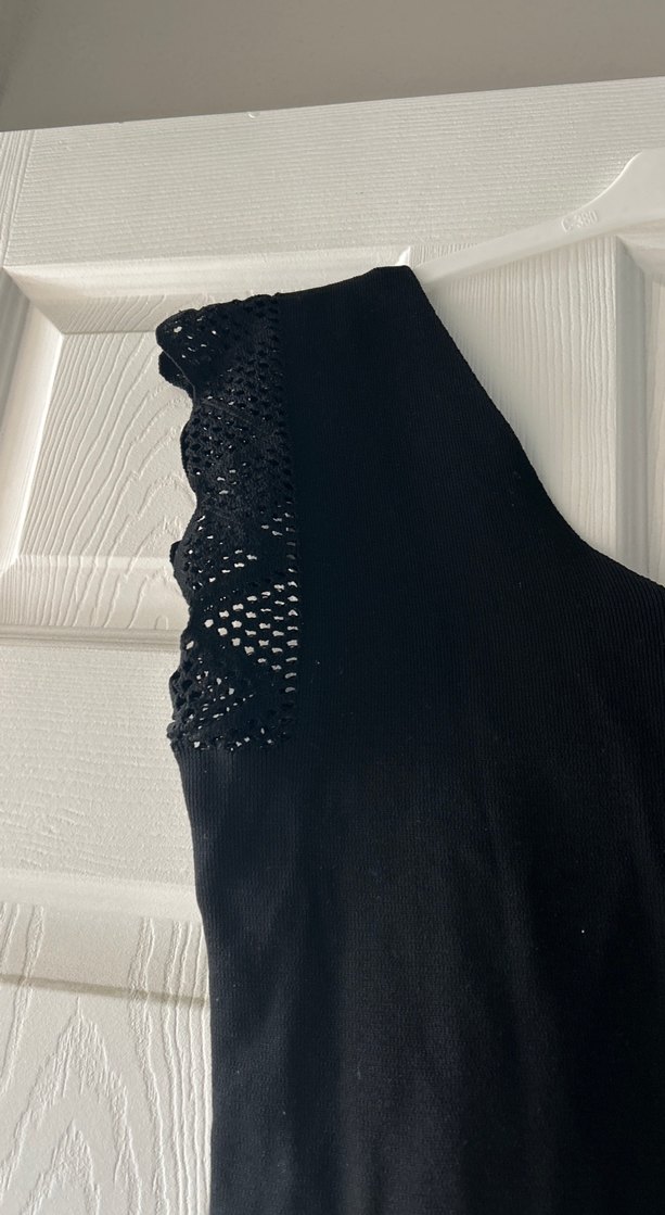 Dantel Detaylı Siyah V Yaka Kadın bluz - Görsel 2