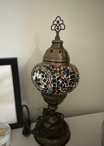 Diğer Renkli Mozaik Desenli Abajur