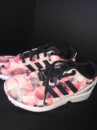 Adidas Adidas çiçekli ayakkabı