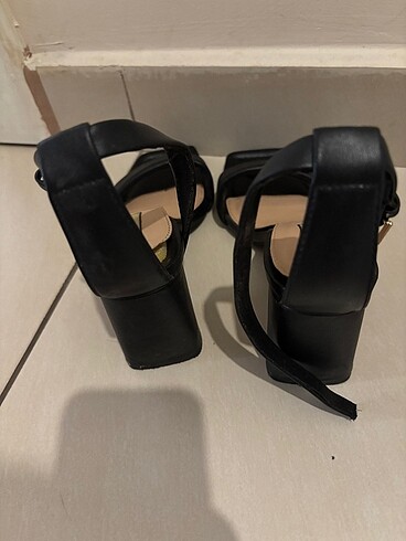 Stradivarius Stradivarius topuklu ayakkabı