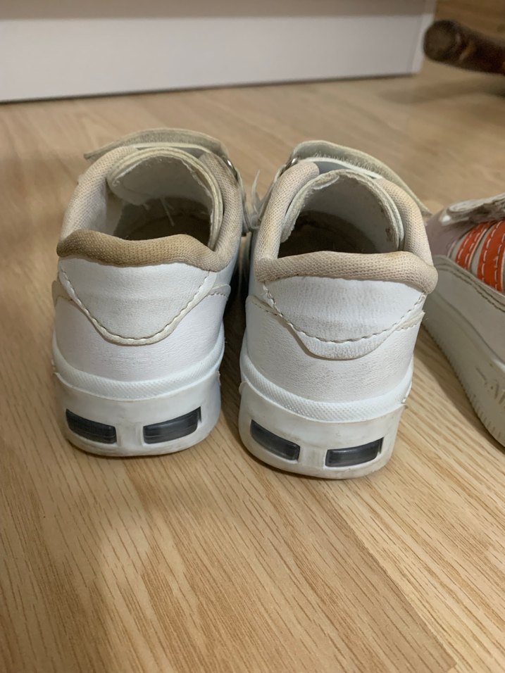 Kız Çocuk Beyaz Cırt Cırtlı Spor Ayakkabı - Görsel 5