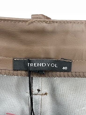 40 Beden kahverengi Renk Trendyol & Milla Düz Kesim %70 İndirimli.