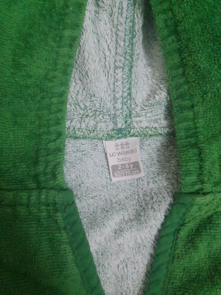 Kapüşonlu Erkek Çocuk Bornoz Yeşil - Görsel 2