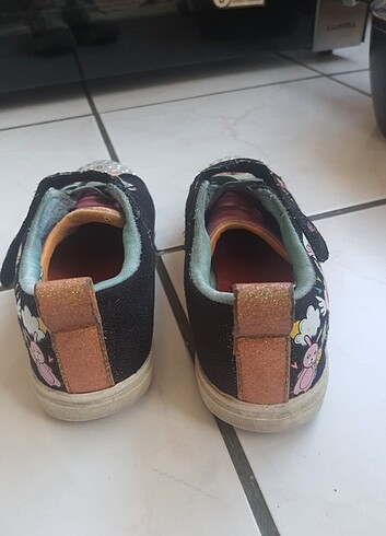 29 Beden Skechers kız çocuk ayakkabi 29 numara