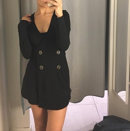 arkası şort detaylı h&m marka siyah ceket elbise 34 beden olup 3