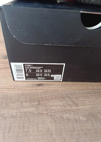 40 Beden Nike kyrie 7 Basketbol Ayakkabısı