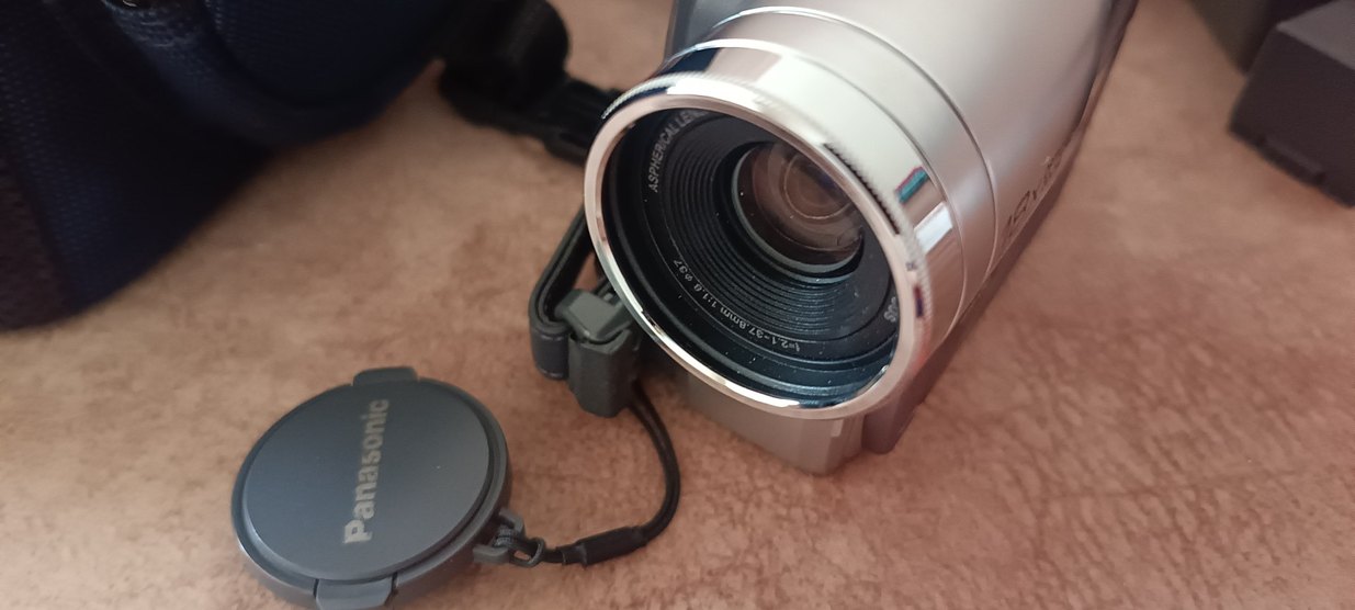 Gri Panasonic Video Kamera - Görsel 5