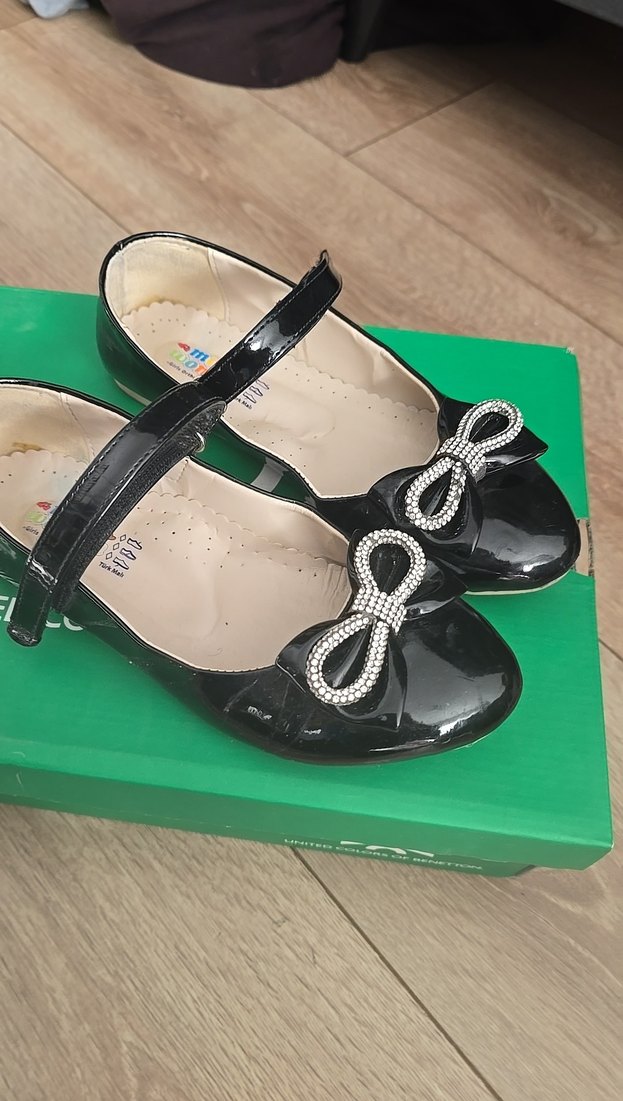 Kız Çocuk Siyah Rugan Fiyonk Detaylı Babet - Görsel 2