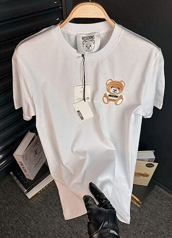 Moschino Unisex Tshirt