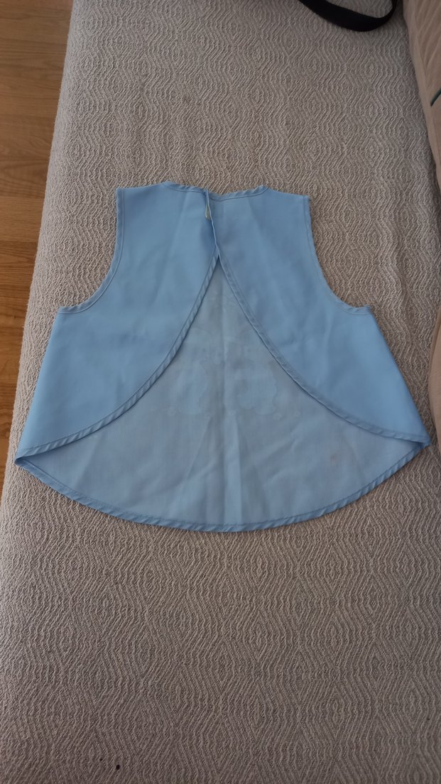 Nakışlı Mavi Bebek Önlüğü - Görsel 3