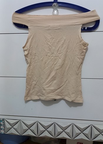 Bej Kadın Kayık Yaka Kolsuz Atlet