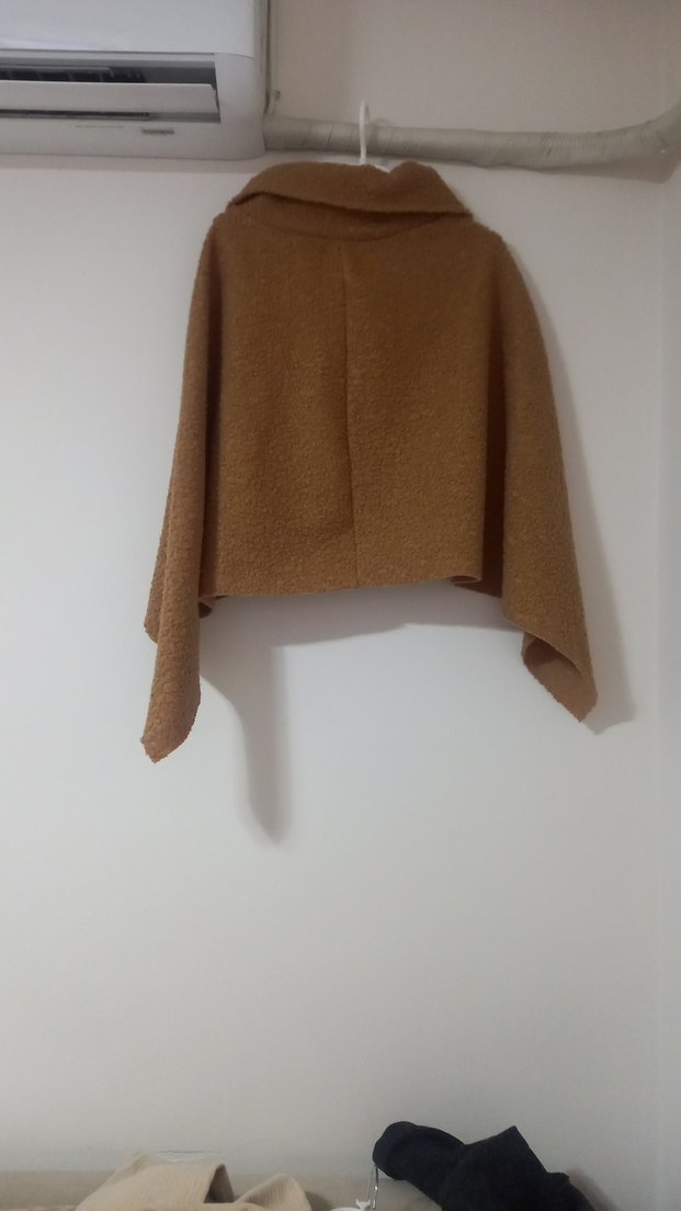 Düğmeli Kahverengi Kısa Kadın Panço - Görsel 4