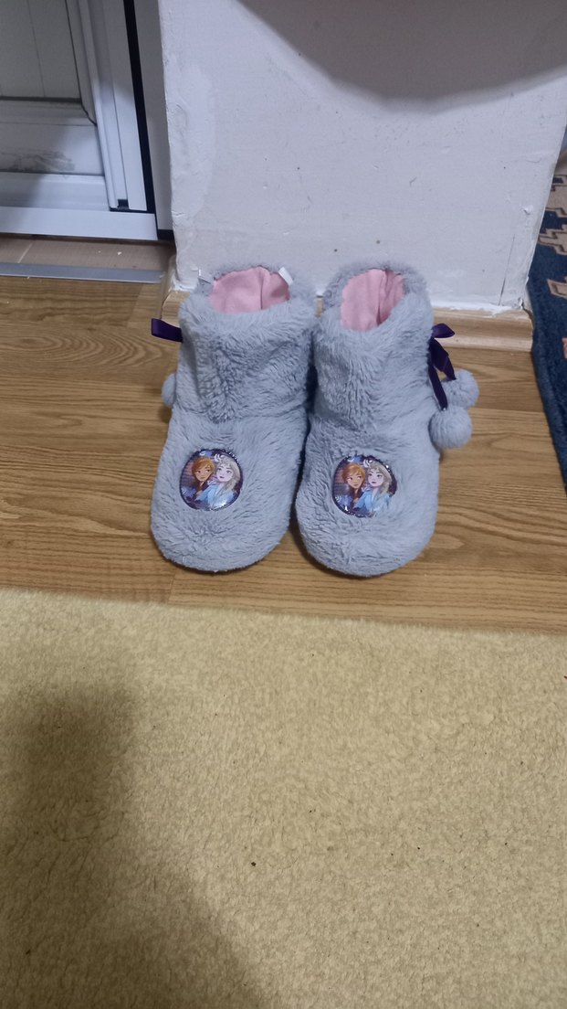 Kız Çocuk Gri Sıcak Peluş Ev botu - Görsel 2