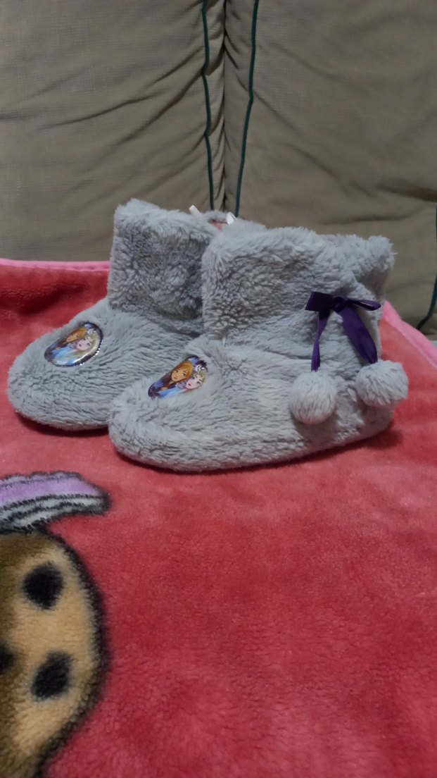 Kız Çocuk Gri Sıcak Peluş Ev botu - Görsel 3