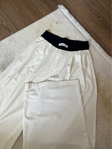 BERSHKA BEL DETAYLI PANTOLON