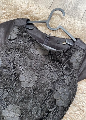 36 beden Dantel Detaylı Siyah Midi Elbise - Görsel 4