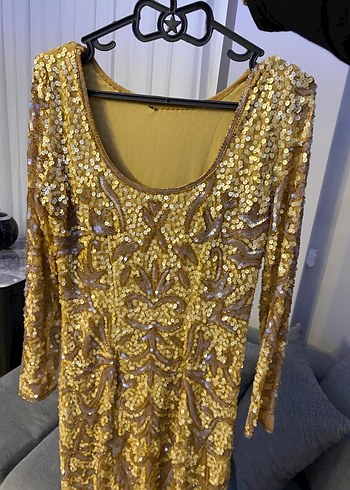 Uzun Kollu Altın Payetli Abiye Elbise - Görsel 7