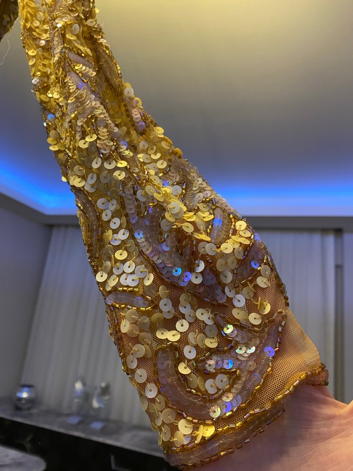 Uzun Kollu Altın Payetli Abiye Elbise - Görsel 5