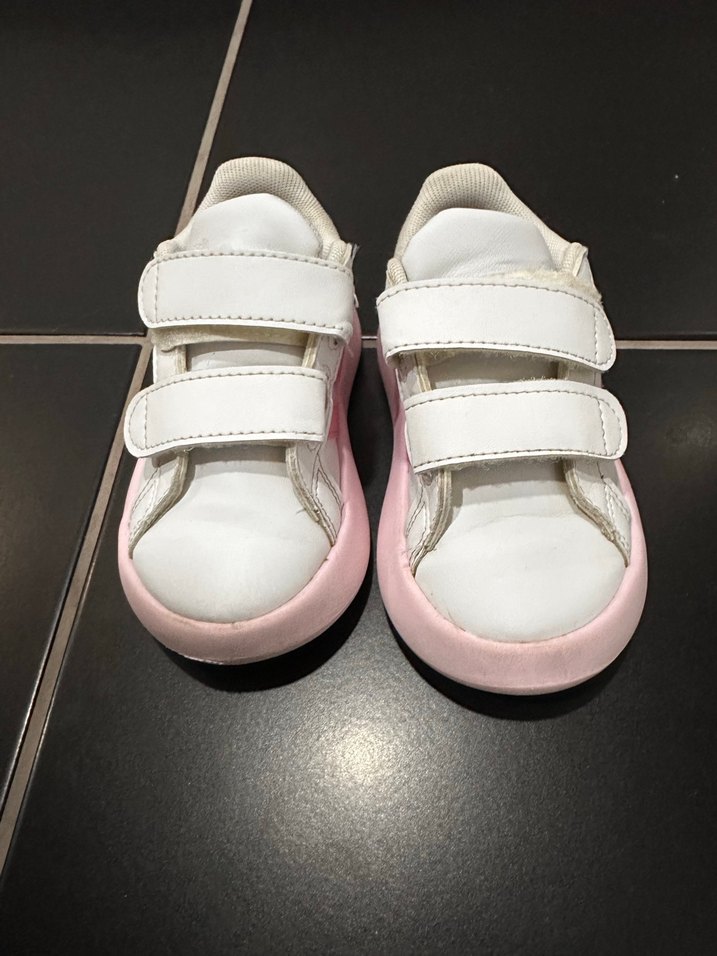 Kız Çocuk Pembe Adidas Spor Ayakkabı - Görsel 2