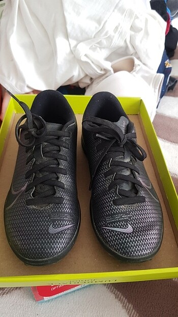 Nike futbol ayakkabisi