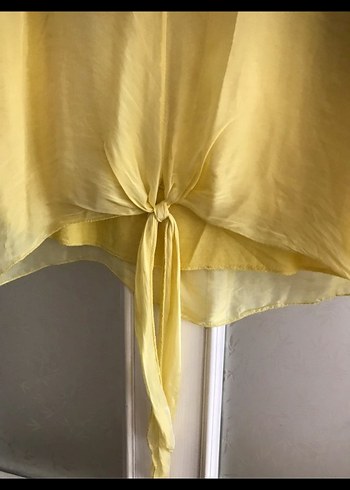 Sarı V Yakalı Salaş ipek Bluz - Görsel 2