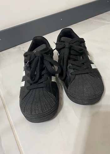 Siyah Beyaz Çizgili Kadın Spor Ayakkabı - Görsel 3