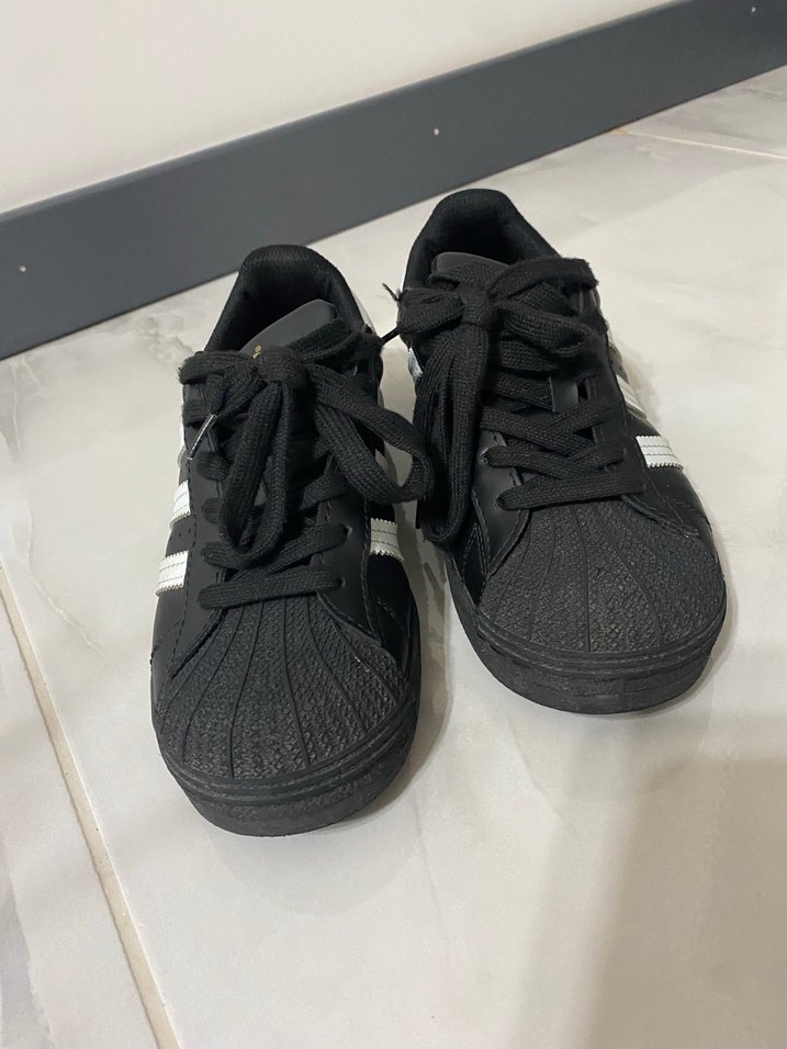 Siyah Beyaz Çizgili Kadın Spor Ayakkabı - Görsel 3