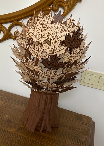 Kahverengi Yaprak Desenli Lamba - Görsel 2